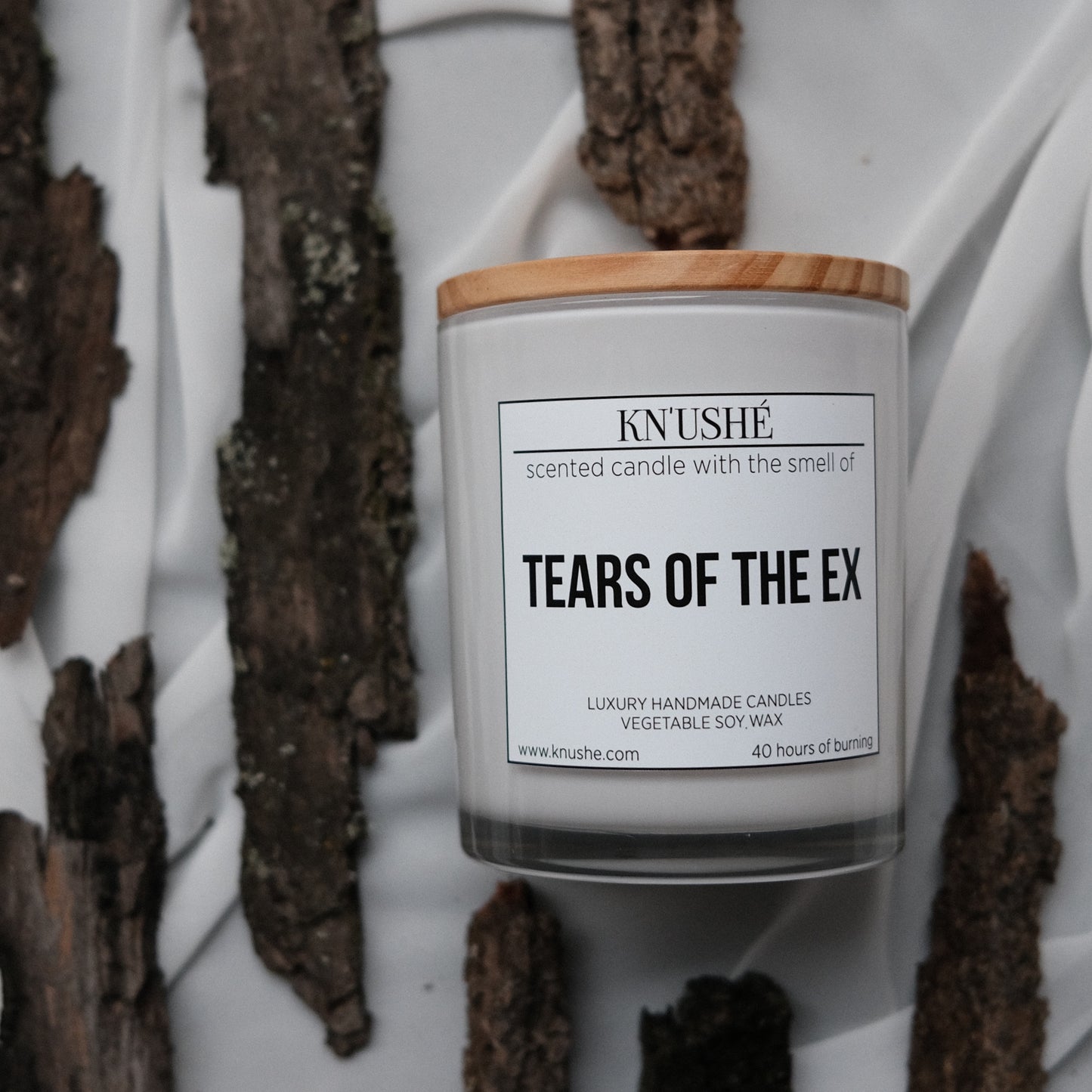 Scented candle with the smell of "TEARS OF THE EX"
