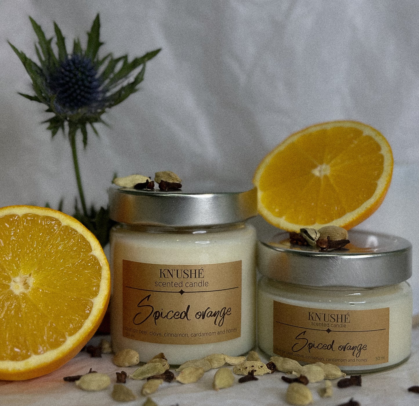 Scented candle made of vegetable soy wax with "Spiced orange" scent