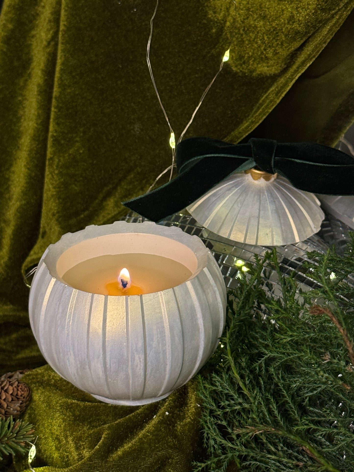 “Christmas Ornament” Candle – handmade holiday candle