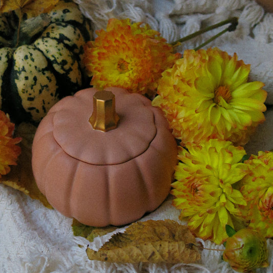 Aromatic Autumn Pumpkin Candle in Three Colors