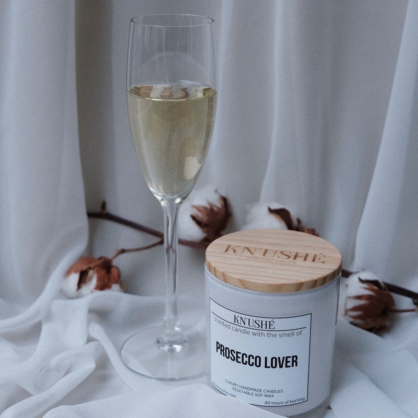 Scented candle  with the smell of "PROSECCO LOVER"